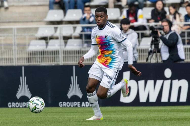 Le Paris FC et Lohann Doucet décrochent leur place en Ligue 1