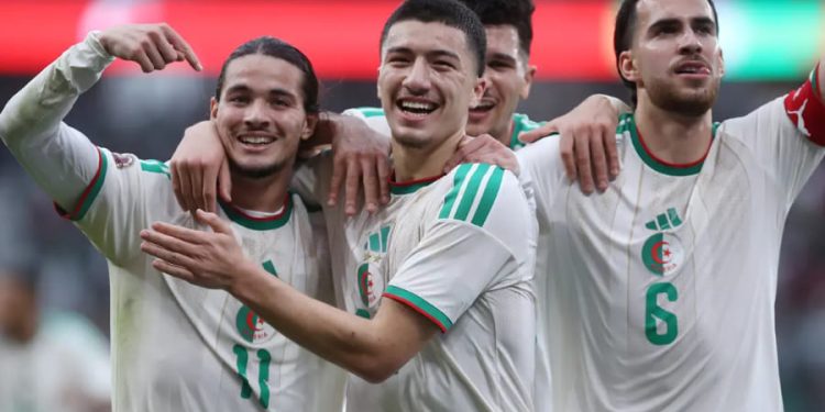 L'équipe de l'Algérie. Site officiel de la CAF